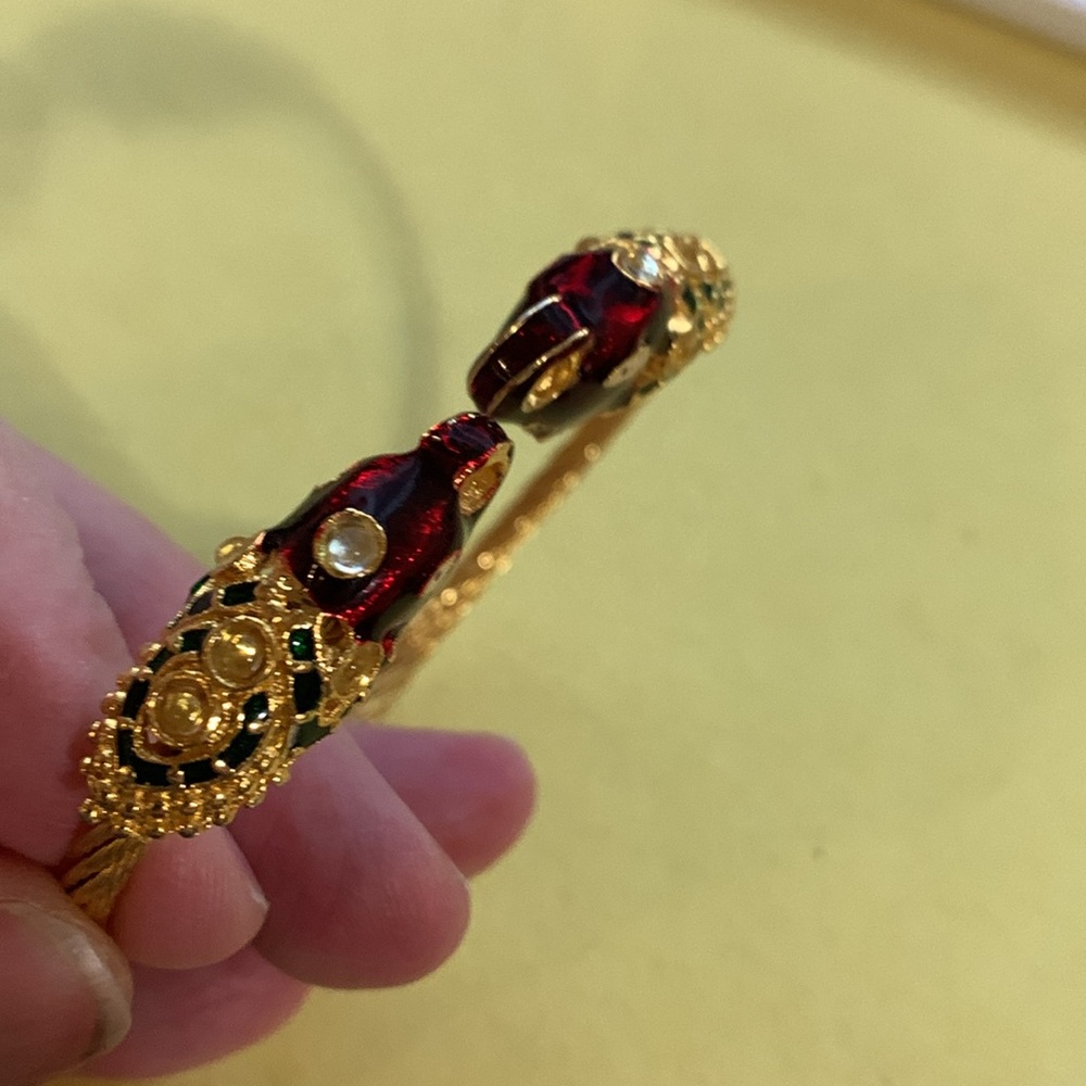 Unique bracelet - Picture 1 of 7